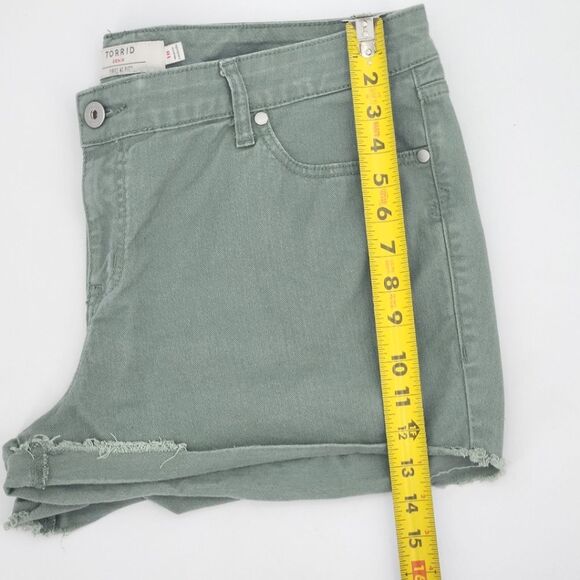 Torrid Jean Shorts Women Plus Size 18 Olive Green Travel Vacation Goblincore - Picture 7 of 10